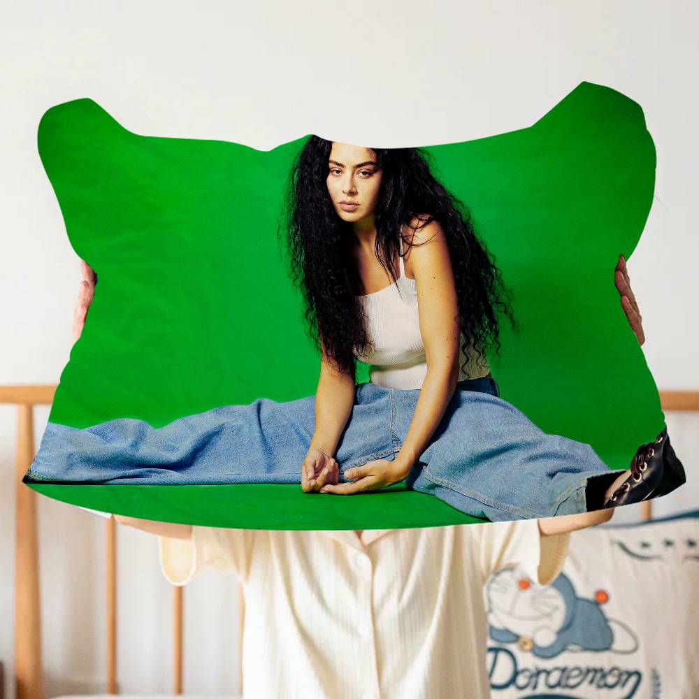 Singer C-Charli X-XCX Premium  - огляд і ціна Home Textiles Premium